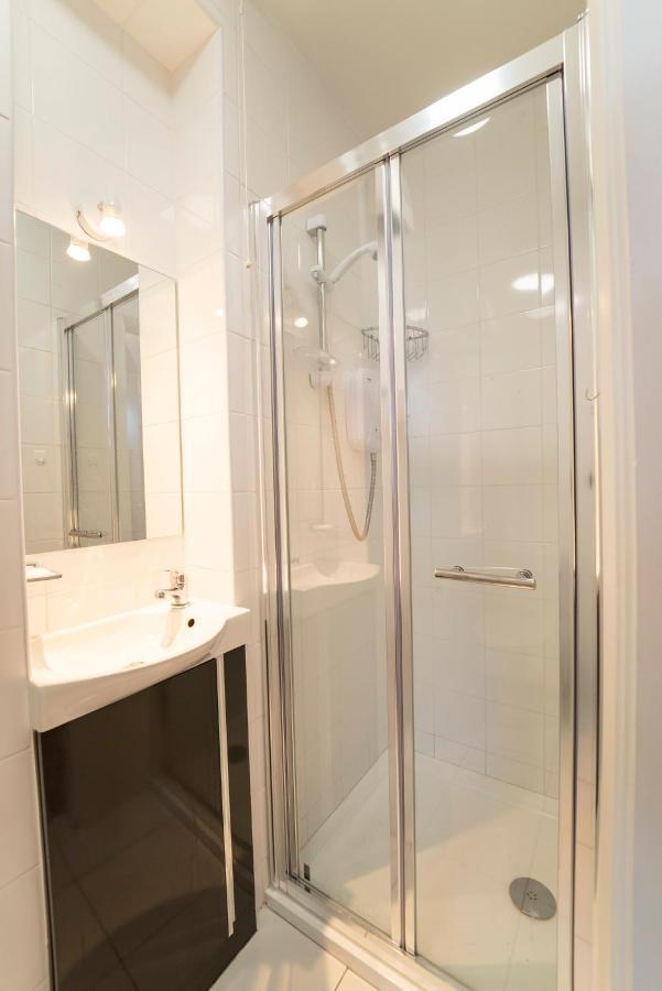 Charming City Centre Guest House Galway Exteriör bild
